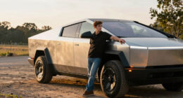With a Range Bump, the $25K Slate Is the Most Affordable EV Truck in the US